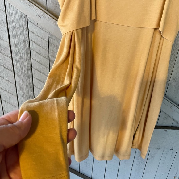 Soft Surroundings Yellow Cold Shoulder Zipper Top - Picture 6 of 9